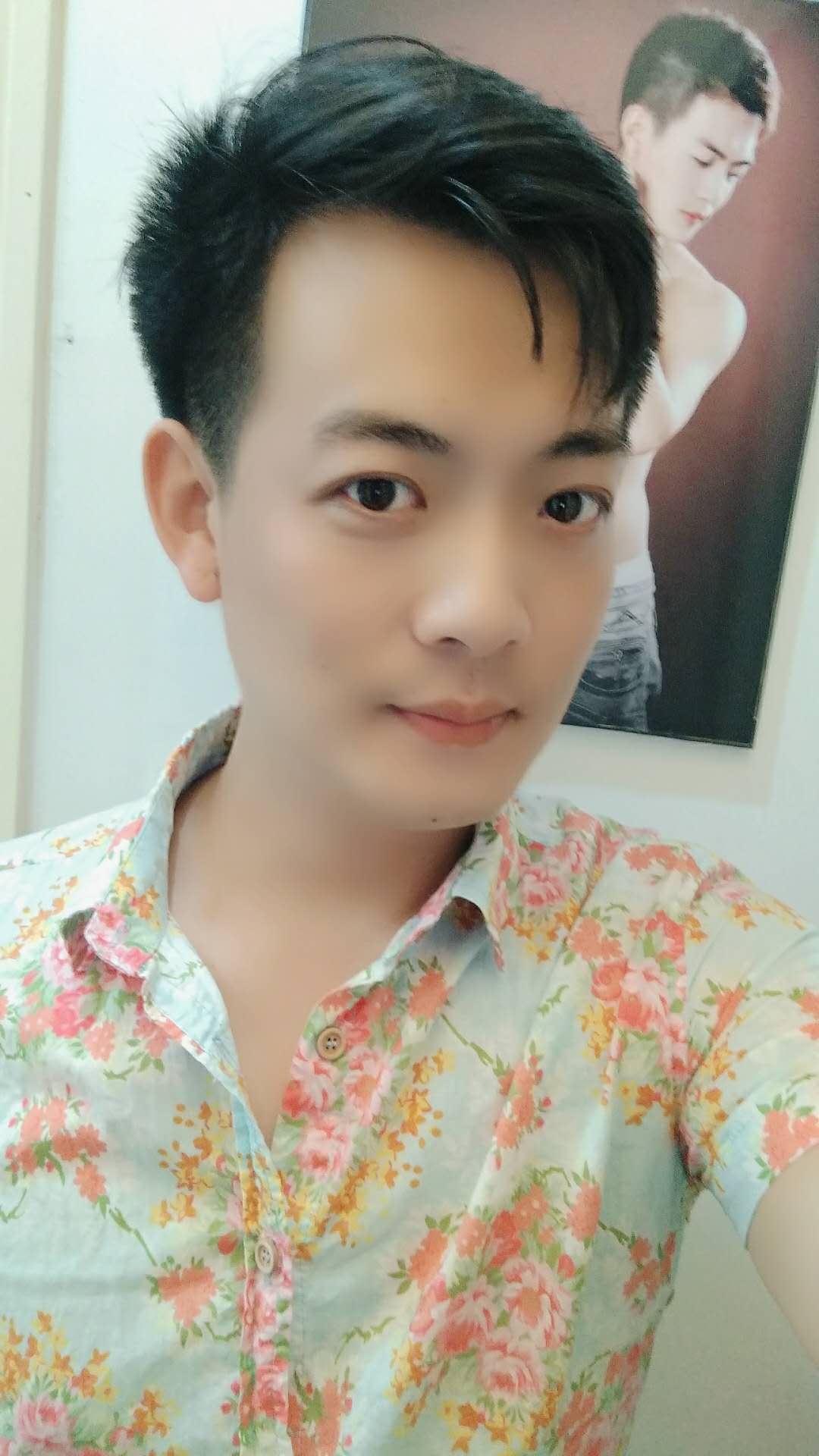 ��ʫ�ػ��俹����������Ĥ
