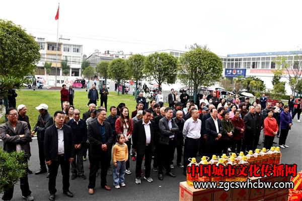 base_download_att (2).jpg